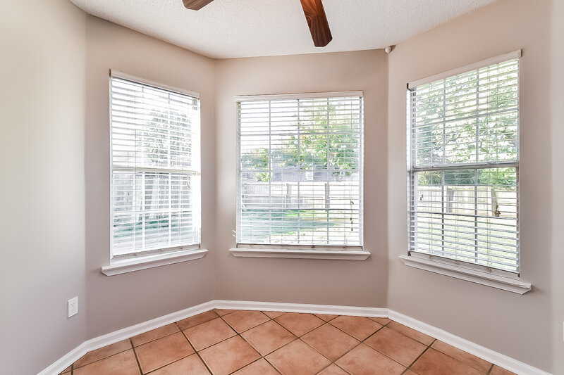 1,765/Mo, 7179 Raleigh Lagrange Rd Cordova, TN 38018 Dining Room View