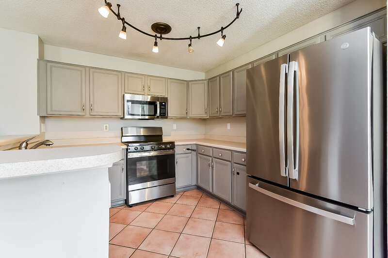 1,765/Mo, 7179 Raleigh Lagrange Rd Cordova, TN 38018 Kitchen View 2