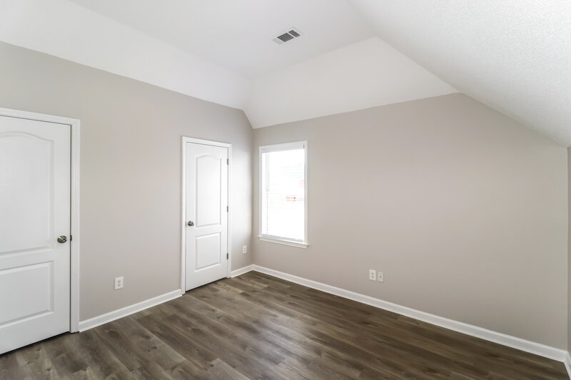 2,285/Mo, 80 Whispering Creek Dr Oakland, TN 38060 Bedroom View 3