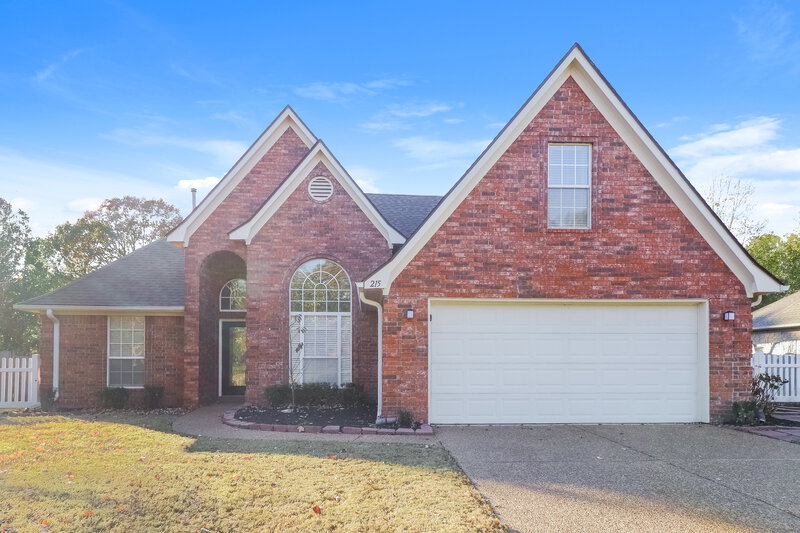2,110/Mo, 215 Lakewood Dr Oakland, TN 38060 External View