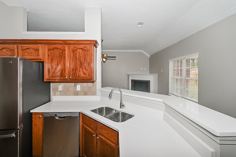 1,900/Mo, 2785 Pinnacle Dr Southaven, MS 38672 Kitchen View