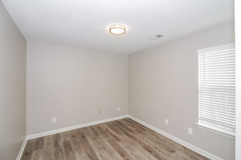 1,545/Mo, 6957 Raleigh Lagrange Rd Cordova, TN 38018 Bedroom View 3