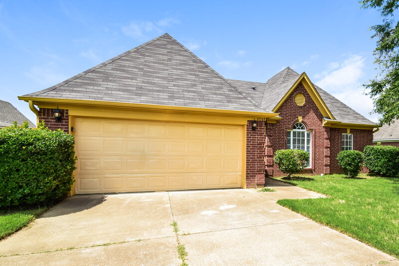 1,760/Mo, 4088 Carroll Dr W Horn Lake, MS 38637 Front View
