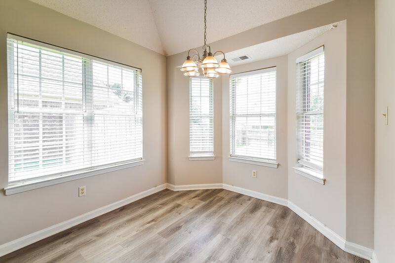 1,760/Mo, 4088 Carroll Dr W Horn Lake, MS 38637 Dining Room View
