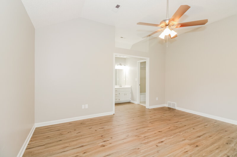 1,715/Mo, 7254 Schilling Cv W Memphis, TN 38125 Main Bedroom View