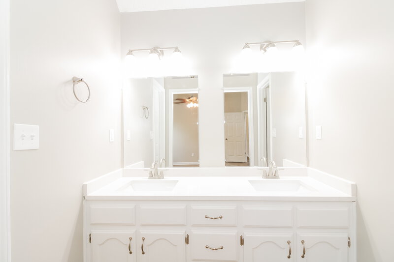 1,715/Mo, 7254 Schilling Cv W Memphis, TN 38125 Main Bedroom View 3