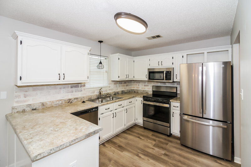 1,970/Mo, 5030 Baywood Dr Millington, TN 38053 Kitchen View