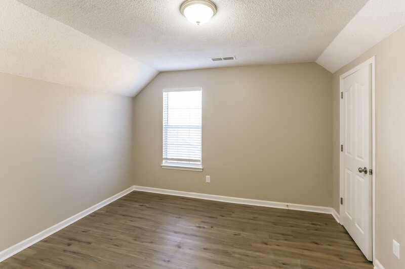 1,640/Mo, 5820 Ridgetop Dr Horn Lake, MS 38637 Bedroom View 4