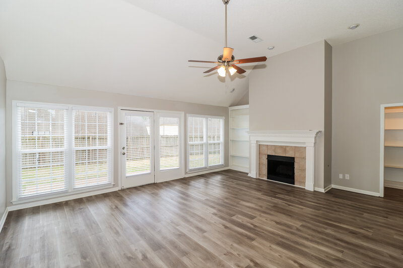 3,270/Mo, 9339 Chimneyrock Blvd Cordova, TN 38016 Living Room View