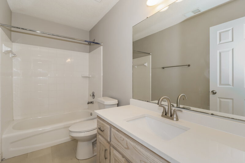 3,270/Mo, 9339 Chimneyrock Blvd Cordova, TN 38016 Bathroom View