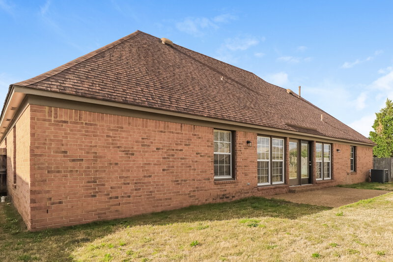 3,270/Mo, 9339 Chimneyrock Blvd Cordova, TN 38016 Rear View