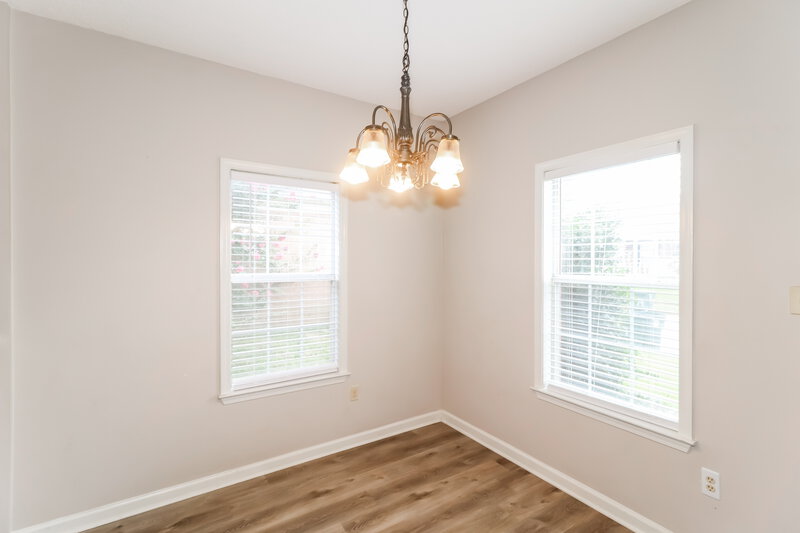 1,730/Mo, 784 Breeze Way Cordova, TN 38018 Dining Room View