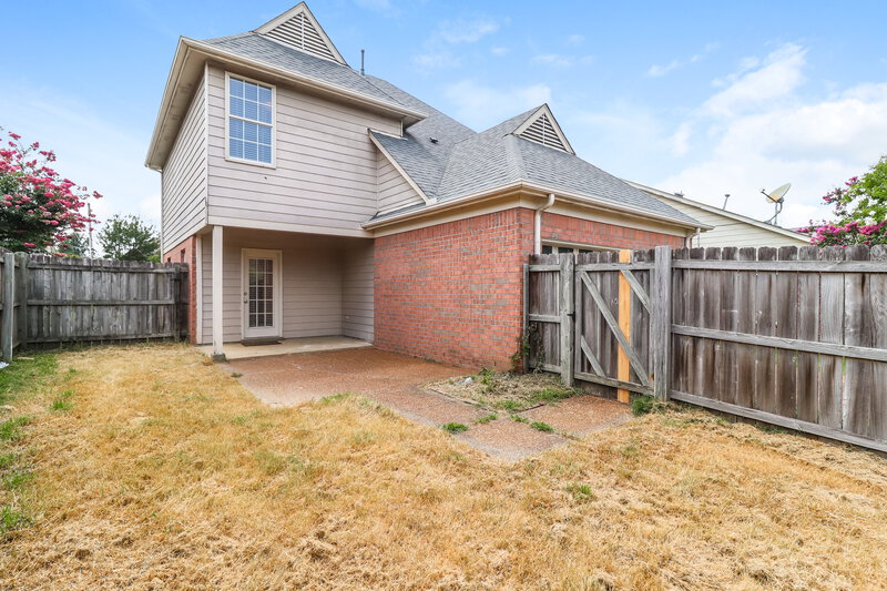 1,730/Mo, 784 Breeze Way Cordova, TN 38018 Rear View
