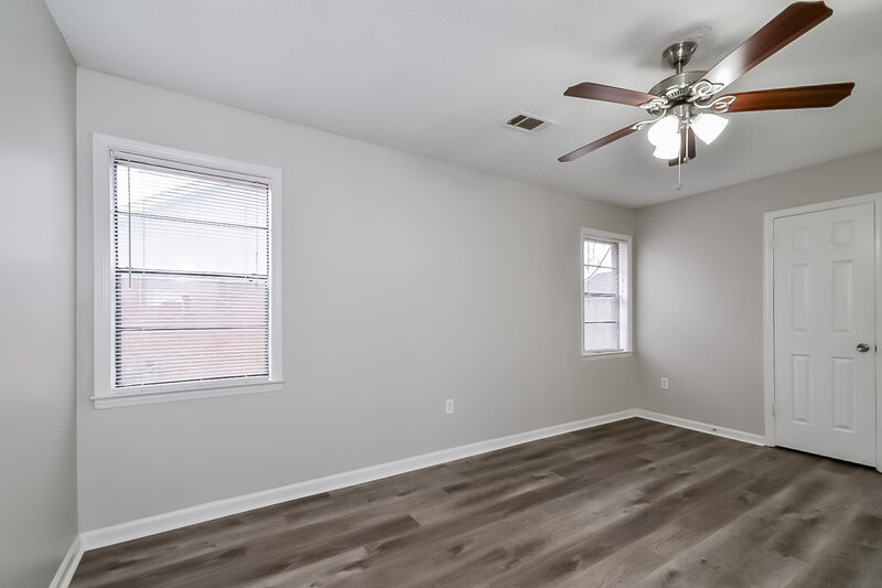 1,965/Mo, 7371 Hollorn Ln Memphis, TN 38125 Main Bedroom View