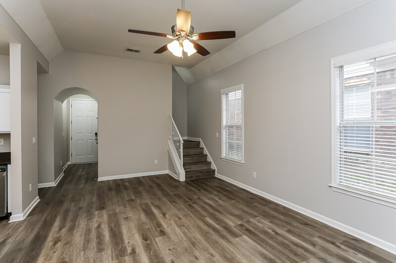 2,120/Mo, 4969 Shaws Ridge Trl Arlington, TN 38002 Living Room View