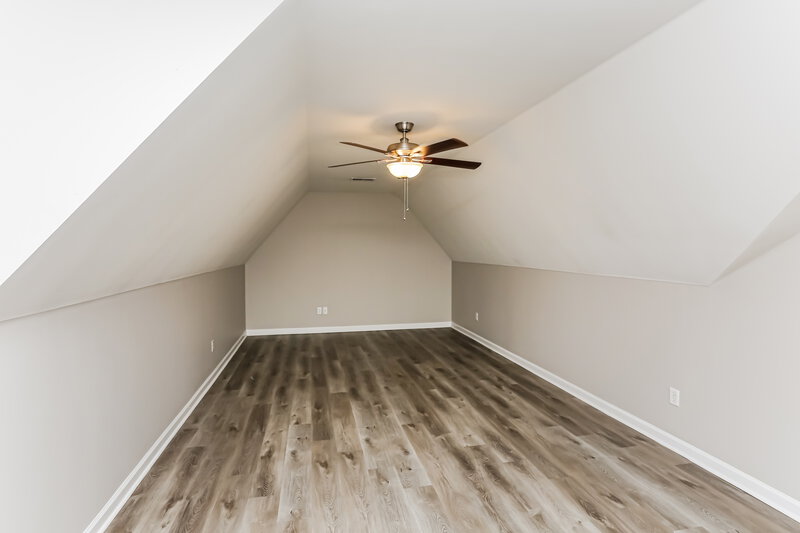 2,120/Mo, 4969 Shaws Ridge Trl Arlington, TN 38002 Bonus Room View 2