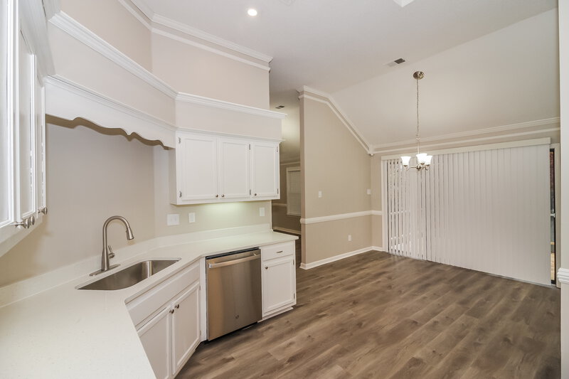 1,915/Mo, 8695 Chris Suzanne Cir Cordova, TN 38018 Kitchen View