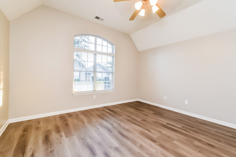 1,980/Mo, 7214 Grapetree Trl Cordova, TN 38018 Main Bedroom View