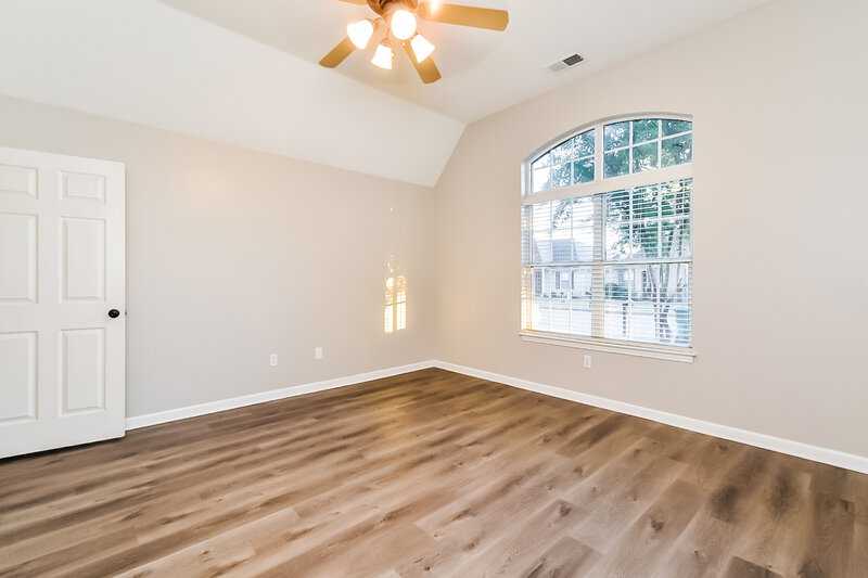 1,980/Mo, 7214 Grapetree Trl Cordova, TN 38018 Main Bedroom View 2