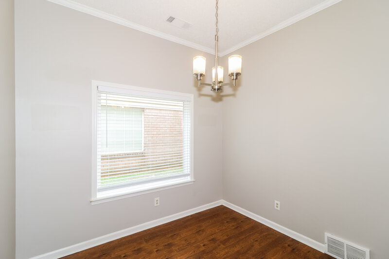 1,780/Mo, 2268 Lake Hill Ct Memphis, TN 38016 Dining Room View
