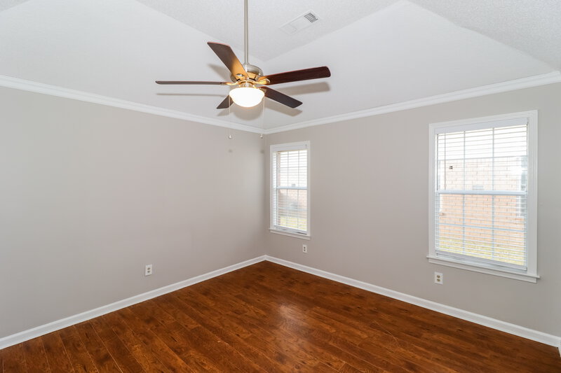 2,530/Mo, 2268 Lake Hill Ct Memphis, TN 38016 Main Bedroom View 2