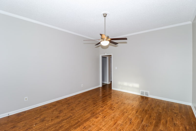 2,530/Mo, 2268 Lake Hill Ct Memphis, TN 38016 Main Bedroom View 3