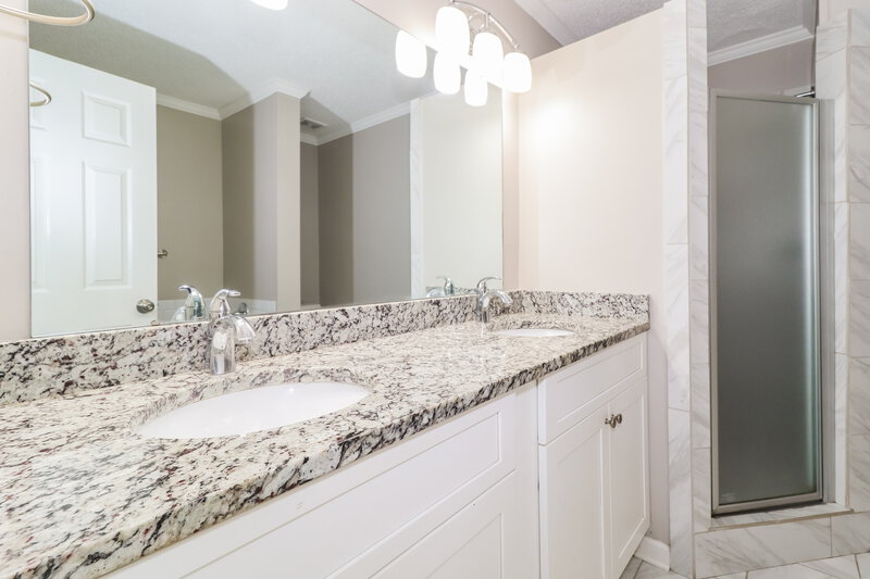 1,780/Mo, 2268 Lake Hill Ct Memphis, TN 38016 Bathroom View