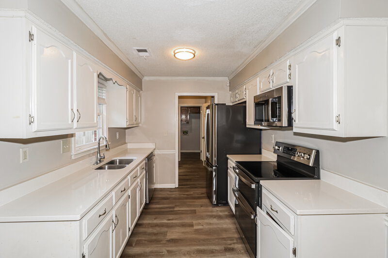 2,075/Mo, 329 Locust Grove Dr Memphis, TN 38018 Kitchen View