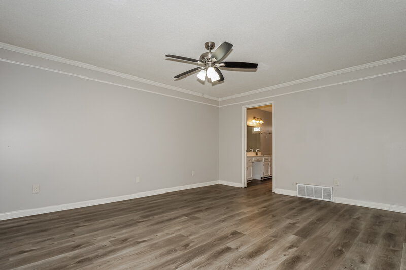 1,940/Mo, 329 Locust Grove Dr Memphis, TN 38018 Main Bedroom View