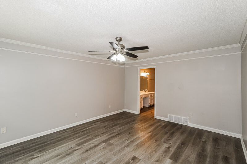 2,075/Mo, 329 Locust Grove Dr Memphis, TN 38018 Main Bedroom View