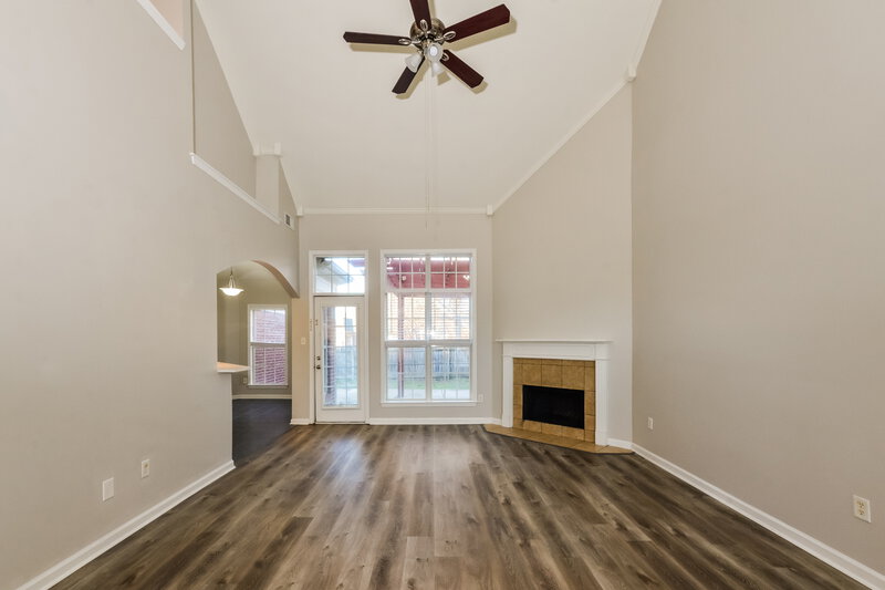 2,175/Mo, 9082 Fulton Ln Memphis, TN 38016 Living Room View