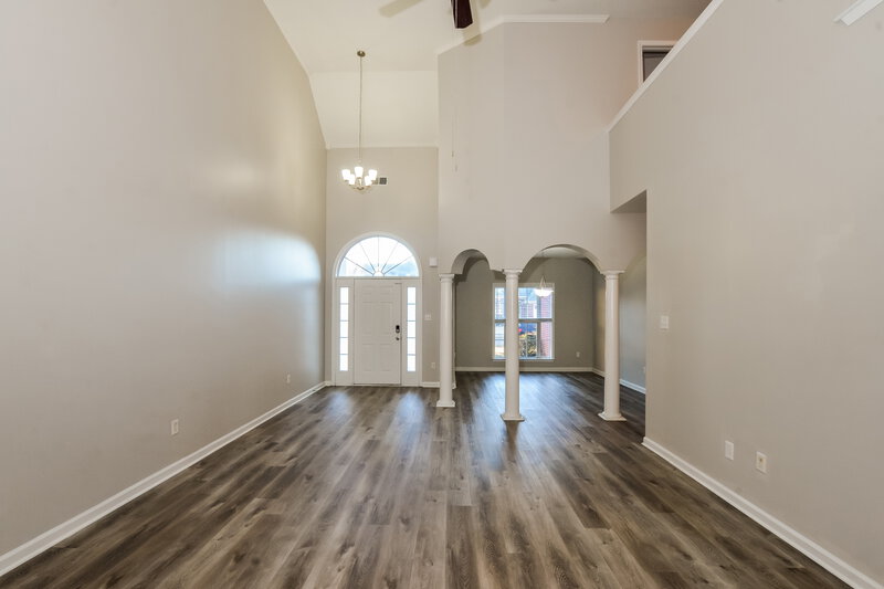 2,175/Mo, 9082 Fulton Ln Memphis, TN 38016 Living Room View 2