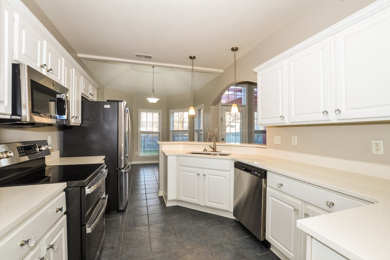 2,175/Mo, 9082 Fulton Ln Memphis, TN 38016 Kitchen View