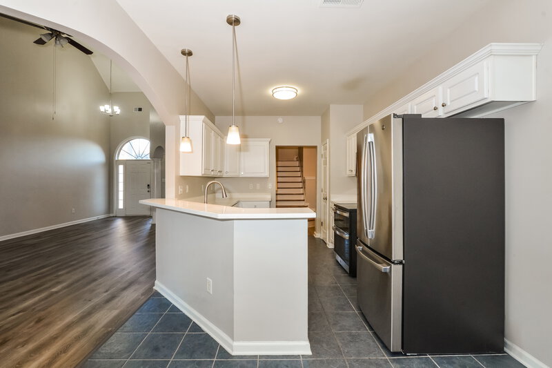 2,175/Mo, 9082 Fulton Ln Memphis, TN 38016 Kitchen View 2