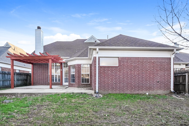 2,175/Mo, 9082 Fulton Ln Memphis, TN 38016 Rear View