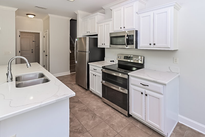 2,410/Mo, 1345 Bending Oak W Hernando, MS 38632 Kitchen View 2