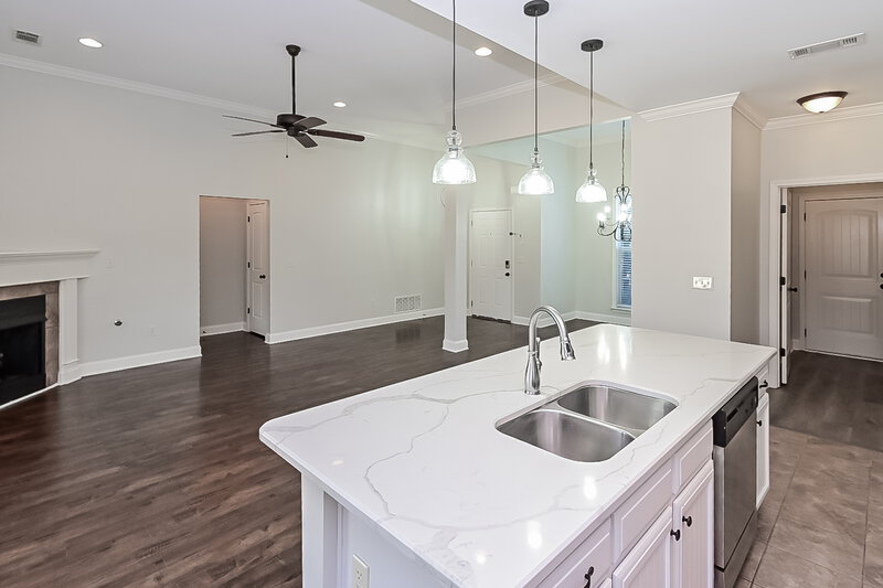 2,410/Mo, 1345 Bending Oak W Hernando, MS 38632 Kitchen View 3