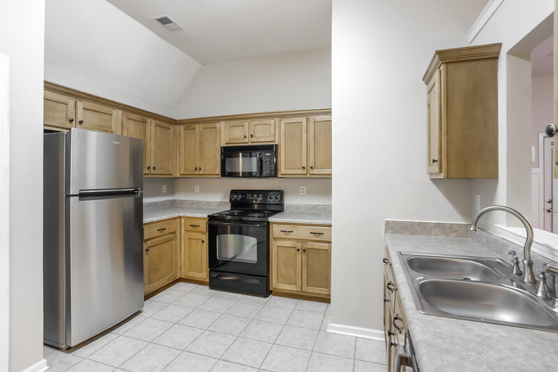 1,710/Mo, 871 Galyon Dr Southaven, MS 38671 Kitchen View