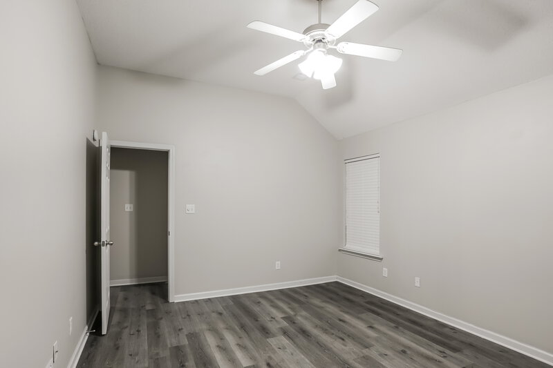 1,710/Mo, 871 Galyon Dr Southaven, MS 38671 Main Bedroom View 3
