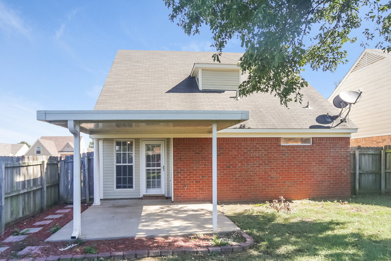 1,875/Mo, 5375 Pollard Dr Southaven, MS 38671 Rear View 2