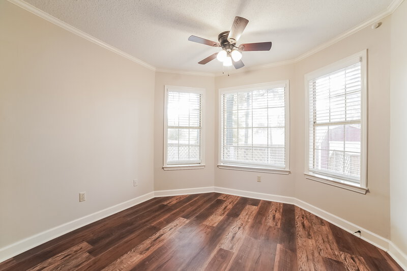 1,720/Mo, 6136 Cherokee Dr Olive Branch, MS 38654 Dining Room View