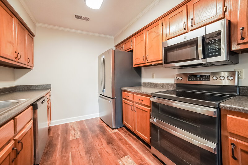 1,720/Mo, 6136 Cherokee Dr Olive Branch, MS 38654 Kitchen View