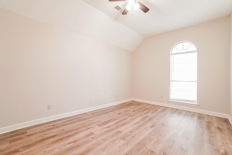 1,720/Mo, 6136 Cherokee Dr Olive Branch, MS 38654 Main Bedroom View