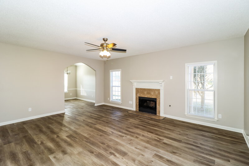 2,280/Mo, 6049 Armistead St Arlington, TN 38002 Living Room View