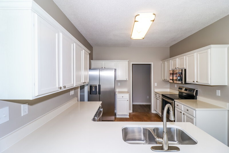 2,280/Mo, 6049 Armistead St Arlington, TN 38002 Kitchen View