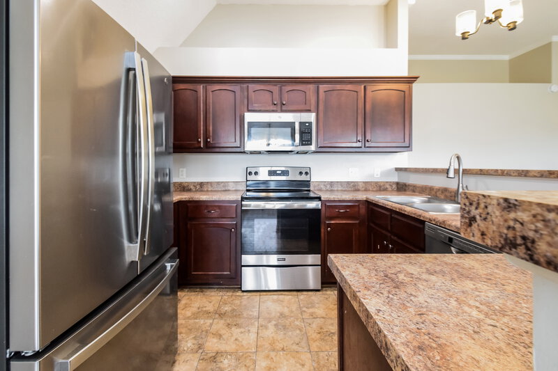 1,890/Mo, 3226 Latimer Rd Horn Lake, MS 38637 Kitchen View 2