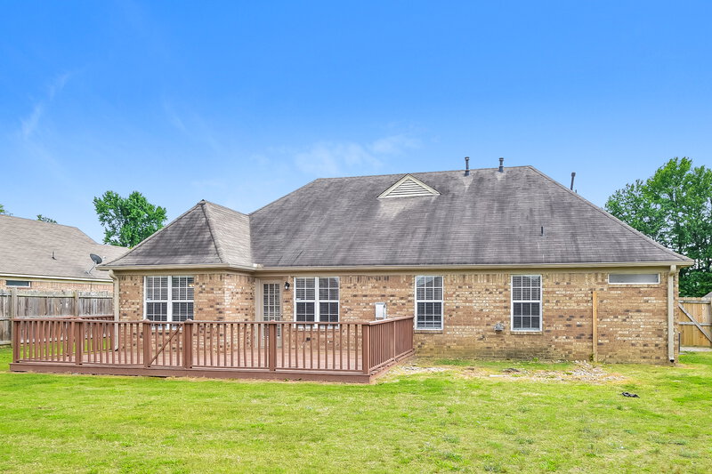 1,890/Mo, 3226 Latimer Rd Horn Lake, MS 38637 Rear View 2