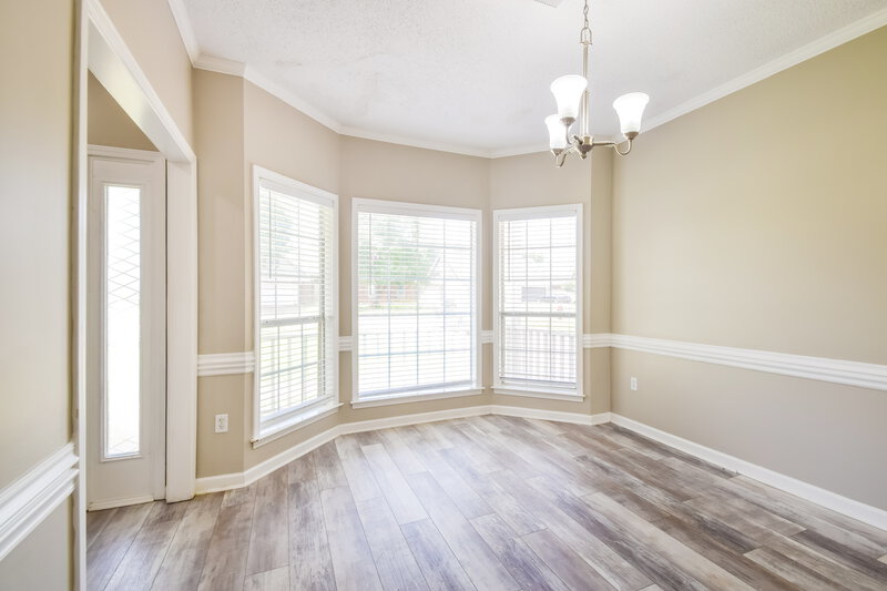 0/Mo, 5606 Southbend Olive Branch, MS 38654 Dining Room View