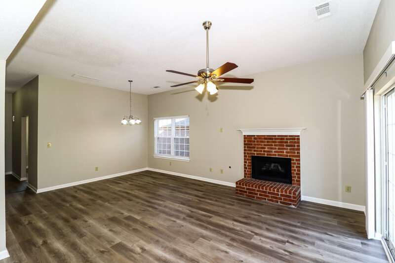 2,020/Mo, 1024 Scofield Dr Cordova, TN 38018 Living Room View 2