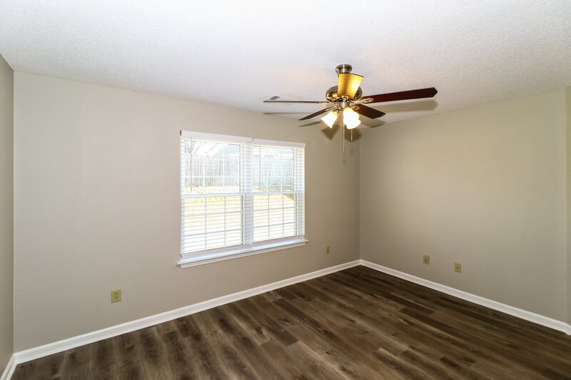 2,020/Mo, 1024 Scofield Dr Cordova, TN 38018 Main Bedroom View
